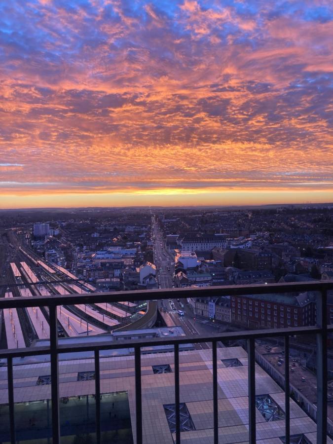 Apartamento Le 360° TOUR PERRET Panoramique LUXE 19E étage Amiens Exterior foto